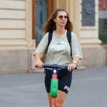 Električni skiro – kako ga pravilno uporabljati, kaj je prepovedano in kakšne so kazni?